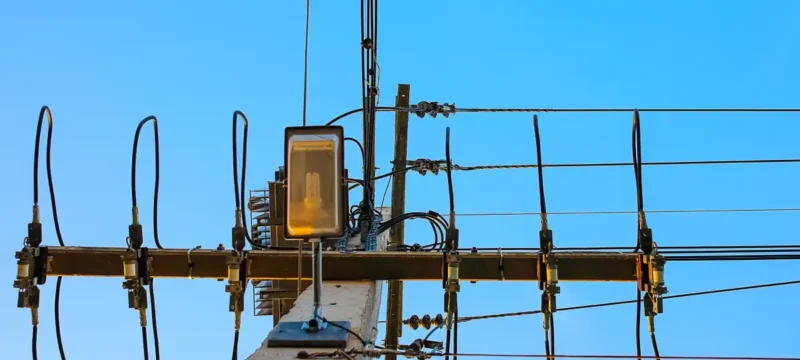 Linia energetyczna wysokiego napięcia